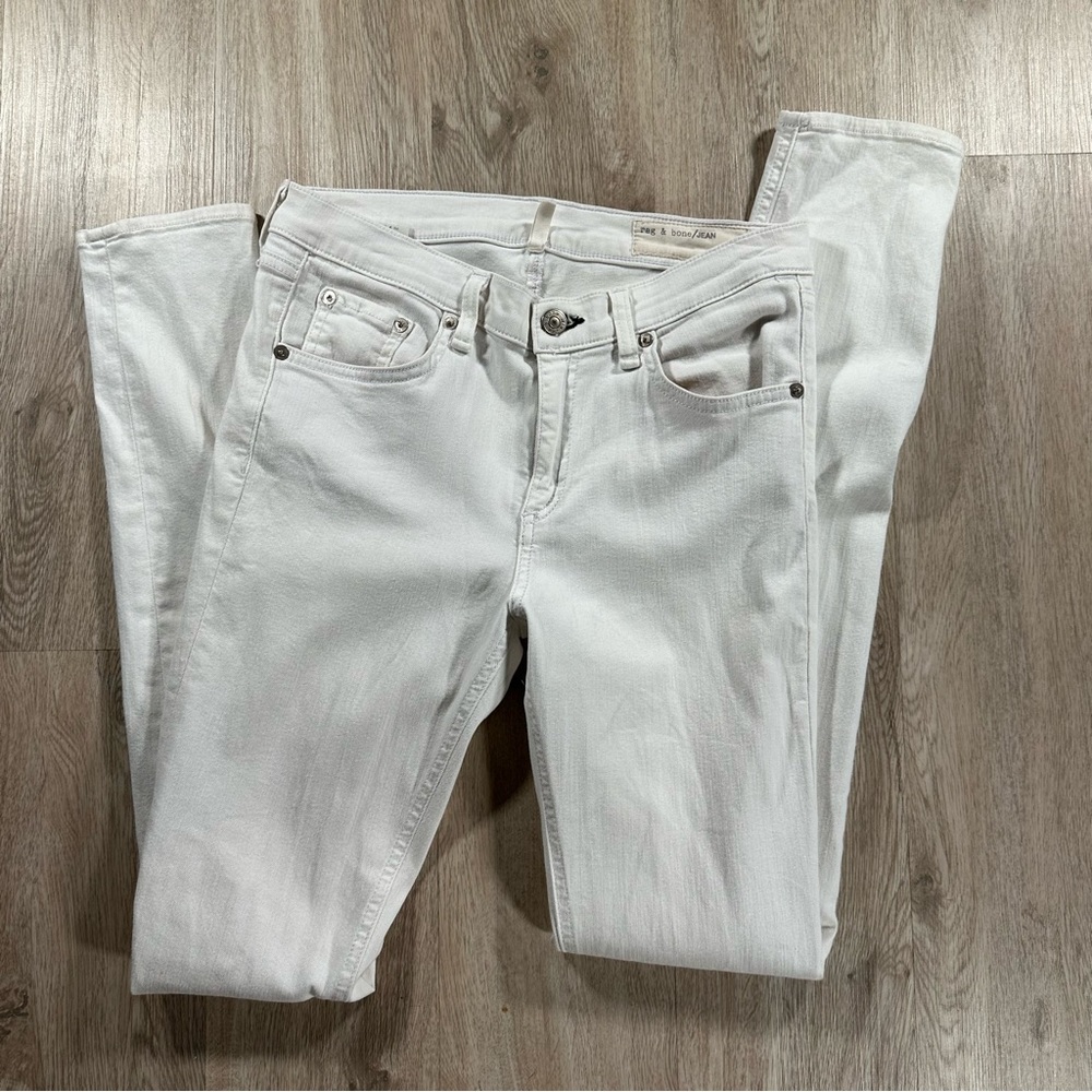 Rag & Bone Skinny Jeans, Size 28, White, great condition!